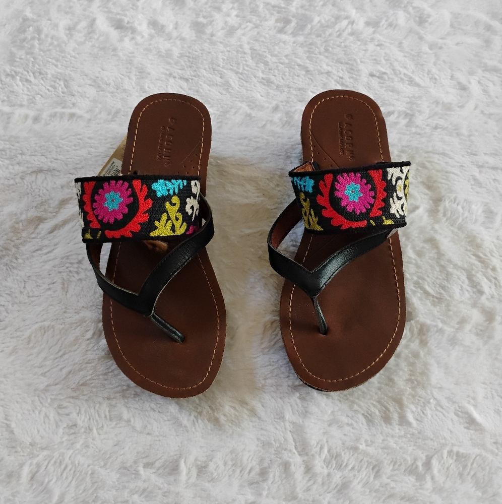 Acorn ArtWalk Leather Multi-Colored Woven Floral Boho Wedge Sandals